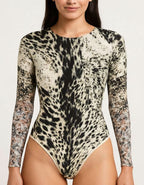 &nbsp; &nbsp; Открийте съвършенството в семплия дизайн с Боди Бикина с Дълъг Ръкав от EVITA – еталон за българско производство и отлично качество. Това не е просто бельо, а Вашият ежедневен лукс, който работи за Вашия комфорт и увереност.

&nbsp; &nbsp; Удобното, топло и практично боди, което комфортно покрива&nbsp; зона на кръста е наша задължителна добавка през по-студените дни. То може да се носи както самостоятелно, така и под сако или жилетка.&nbsp; &nbsp; &nbsp; &nbsp; &nbsp; &nbsp; &nbsp; &nbsp; &nbs