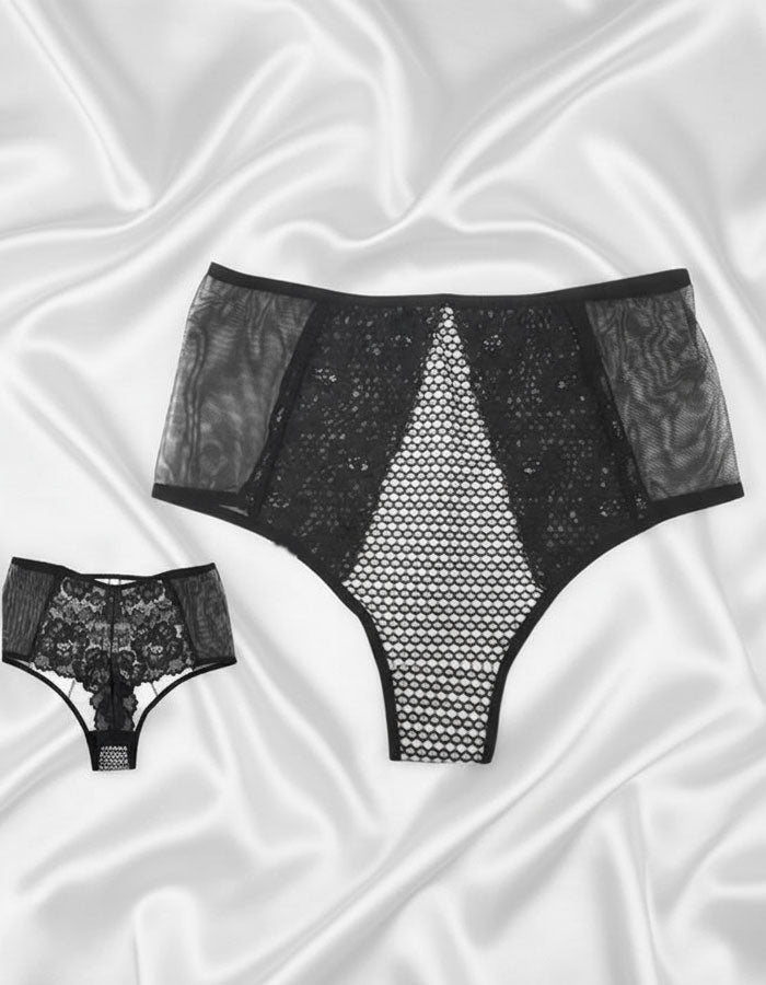 Луксозна бразилиана с висока талия, черно с цветен десен, 082