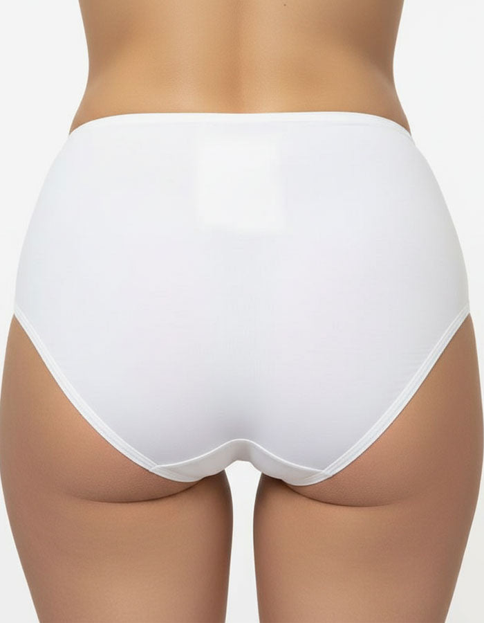 Представяме ви бикина с висока талия, създадена с грижа за вашия Комфорт и Стил.
Изработена от висококачествени материали - микрофибър и тюл от двете страни, тя предлага несравнимо Удобство при носене и едновременно красива Визия.

Какво може да очаквате от нашата бикина? Първо и най-важно - Удобство.
Нейната висока талия осигурява идеално прилягане и поддръжка, като в същото време допринася за вашата самочувствена поява.
А красотата й не е само външна - тя е проектирана от дизайнера на марка Неда, който е 