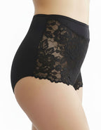 Усетете Силата на Жената: Неустоими Дантелени Бикини/Боксер с Висока Талия!

Омръзна ли ви да избирате между СЕКСИ И УДОБНО? Сбогувайте се с дискомфорта на обикновеното дамско бельо и забравете за компромисите!&nbsp;Ние разбираме&nbsp;болката – искате елегантно бельо, което да ви кара да се чувствате секси, но в същото време да е достатъчно удобно за всеки ден.

Открийте Вашето Решение – Бикини, Които Преобръщат Правилата!

Нашите&nbsp;дамски бикини/боксер&nbsp;с висока талия са създадени, за да задоволят в