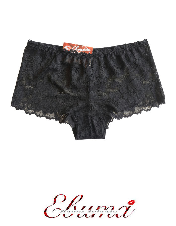 Представяме ви нашия стилен дантелен боксер – съвършен синтез между елегантност и комфорт. Изработен от подбрани дантели и меко памучно парче, този модел е създаден да удовлетвори и най-високите изисквания за удобство и стил.

Деликатната дантела придава изисканост и женственост, докато удобната кройка осигурява свобода на движенията през целия ден. Дизайнът е създаден така, че да ласкае всяка фигура, като подчертава нежността и грацията на силуета. Въпреки че дизайнът на дантелата може да се различава леко