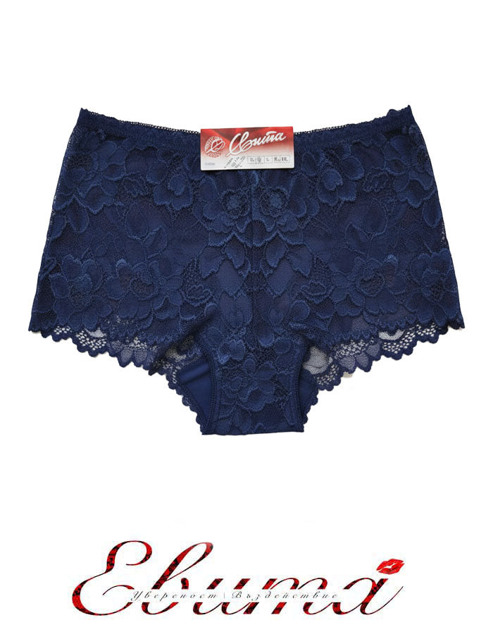 Представяме ви нашия стилен дантелен боксер – съвършен синтез между елегантност и комфорт. Изработен от подбрани дантели и меко памучно парче, този модел е създаден да удовлетвори и най-високите изисквания за удобство и стил.

Деликатната дантела придава изисканост и женственост, докато удобната кройка осигурява свобода на движенията през целия ден. Дизайнът е създаден така, че да ласкае всяка фигура, като подчертава нежността и грацията на силуета. Въпреки че дизайнът на дантелата може да се различава леко