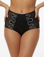 Евита - Въплъщение на Женствеността в Детайлите&nbsp;

Открийте новото ни бижу в колекцията на Евита - изключително женствения боксер, създаден да ви накара да се почувствате специални всеки ден. Нашето предложение комбинира подбрани флорални бродерии с изящен микрофибър, за да ви осигури несравнима елегантност и удобство.

✨ Красота без компромиси: Със своя уникален дизайн, този боксер подчертава вашата женственост, без да жертва комфорта. Без ластик на крачолите, той осигурява свобода на движение и ненадм