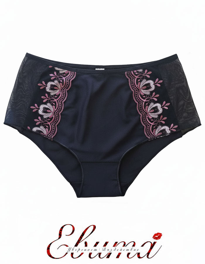 Евита - Въплъщение на Женствеността в Детайлите&nbsp;

Открийте новото ни бижу в колекцията на Евита - изключително женствения боксер, създаден да ви накара да се почувствате специални всеки ден. Нашето предложение комбинира подбрани флорални бродерии с изящен микрофибър, за да ви осигури несравнима елегантност и удобство.

✨ Красота без компромиси: Със своя уникален дизайн, този боксер подчертава вашата женственост, без да жертва комфорта. Без ластик на крачолите, той осигурява свобода на движение и ненадм