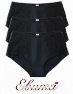 Евита - Въплъщение на Женствеността в Детайлите&nbsp;

Открийте новото ни бижу в колекцията на Евита - изключително женствения боксер, създаден да ви накара да се почувствате специални всеки ден. Нашето предложение комбинира подбрани флорални бродерии с изящен микрофибър, за да ви осигури несравнима елегантност и удобство.

✨ Красота без компромиси: Със своя уникален дизайн, този боксер подчертава вашата женственост, без да жертва комфорта. Без ластик на крачолите, той осигурява свобода на движение и ненадм