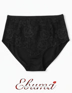 Изключително женствен бикина/ боксер/ колан от подбрани дантели в съчетание с микрофибър.
Елегантен, удобен и красив с удобна дълбочина.
Памучното парче стига до талията, т.е коремната зона остава покрита с функционален плат.

Молим да обърнете внимание, че артикулите с по-голям размер са с по-високи цени.
Дизайнът на дантелата може да се различава от този на снимката, но рядко.
Отлично качество
Произведено в България
Състав: 88% полиамид и 12% еластан