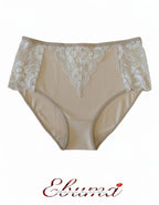 💎 БИКИНА С ВИСОКА ТАЛИЯ ОТ ВИСОКОКАЧЕСТВЕН ПАМУК

Открийте комфорта и женствеността с тази бикина с висока талия от луксозен памук, част от колекцията дамско бельо Evita. Моделът съчетава удобство, стил и мекота, за да ви накара да се чувствате уверени и красиви всеки ден.

✔ Памучно бельо с еластан – осигурява нежно прилепване и свобода на движението.
✔ Елегантна дантела отпред и отстрани – подчертава женствените линии и добавя изтънчен акцент.
✔ Висока талия и широки страни – оформят силуета и прикриват 