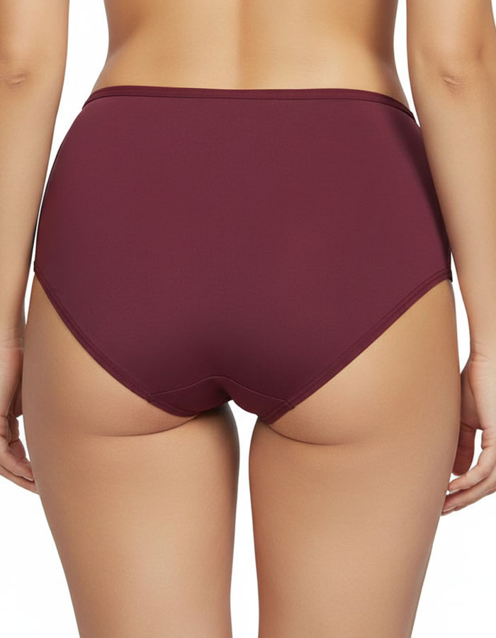 &nbsp;БИКИНА С ВИСОКА ТАЛИЯ ОТ ВИСОКОКАЧЕСТВЕН ПАМУК

Открийте комфорта и женствеността с тази бикина с висока талия от луксозен памук, част от колекцията дамско бельо Evita. Моделът съчетава удобство, стил и мекота, за да ви накара да се чувствате уверени и красиви всеки ден.

✔ Памучно бельо с еластан – осигурява нежно прилепване и свобода на движението.
✔ Елегантна дантела отпред и отстрани – подчертава женствените линии и добавя изтънчен акцент.
✔ Висока талия и широки страни – оформят силуета и прикрив