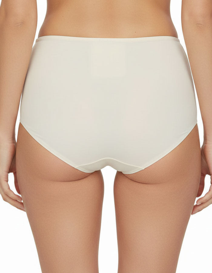 💎 БИКИНА С ВИСОКА ТАЛИЯ ОТ ВИСОКОКАЧЕСТВЕН ПАМУК

Открийте комфорта и женствеността с тази бикина с висока талия от луксозен памук, част от колекцията дамско бельо Evita. Моделът съчетава удобство, стил и мекота, за да ви накара да се чувствате уверени и красиви всеки ден.

✔ Памучно бельо с еластан – осигурява нежно прилепване и свобода на движението.
✔ Елегантна дантела отпред и отстрани – подчертава женствените линии и добавя изтънчен акцент.
✔ Висока талия и широки страни – оформят силуета и прикриват 