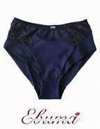 Преживейте Изискаността и Комфорта с нашата зашеметяваща бикина, обогатена с луксозен привкус, предоставяйки Ви несравнин Стил и Удоволствие. Тази изключителна бикина с висока талия съчетава удобство с изящество и красиви детайли, които я правят впечатляваща.

Двойният тюл по крайщата й отпред и отзад придава изисканост и неповторимост на модела. С гладките шевове отпред, тази бикина не само предлага страхотен дизайн, но и гладко приляга към тялото, осигурявайки Ви комфорт през целия ден.

Зашеметяваща бики