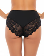 Преживейте изискаността и комфорта с нашата луксозна дамска бикина, представяща съчетание от изящество и качество. Изработена с внимание към всеки детайл, бикината предлага средна дълбочина и е изключително удобна благодарение на използваната микрофибър и дантела.

Задната част на бикината е изключително изчистена, като добавеният силикон на дантелата отзад придава изискан завършек и предотвратява неприятно събиране. Отличаваща се с перфектно покритие на задната част, бикината предоставя изключително усещан