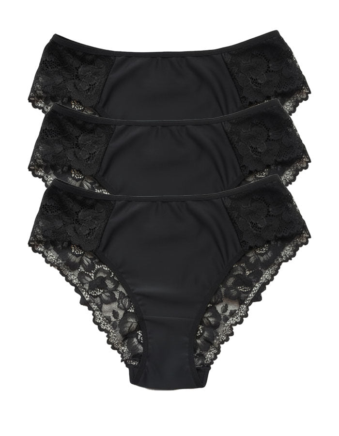 Преживейте изискаността и комфорта с нашата луксозна дамска бикина, представяща съчетание от изящество и качество. Изработена с внимание към всеки детайл, бикината предлага средна дълбочина и е изключително удобна благодарение на използваната микрофибър и дантела.

Задната част на бикината е изключително изчистена, като добавеният силикон на дантелата отзад придава изискан завършек и предотвратява неприятно събиране. Отличаваща се с перфектно покритие на задната част, бикината предоставя изключително усещан