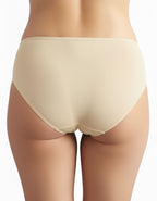 Готови ли сте да преоткриете комфорта, без да правите компромис със стила?

Запознайте се с&nbsp;бикините Evita&nbsp;– перфектното съчетание на луксозна елегантност и невероятен комфорт. Това не е просто&nbsp;дамско бельо, а усещане за увереност и красота, което носите всеки ден.

&nbsp;Задоволете Вашите&nbsp;Нужди&nbsp;и&nbsp;Чувства:

Комфортът е ключов:&nbsp;Изработени с мисъл за Вашето ежедневие, тези&nbsp;удобни бикини&nbsp;Ви осигуряват несравнимо усещане за мекота и свобода. Те са Вашият идеален избо