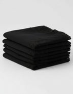 Навлизайки в деня си с неспирна енергия, вие заслужавате всичко:
удобство, елегантност и практичност&nbsp;- всичко това представено в една бикина.
Забързаното ви ежедневие изисква грижливо избрани дрехи, а тази бикина е неизменно присъствие в гардероба ви. С висока талия, тя осигурява удобство и подчертава вашата женственост.
Семплата и елегантна визия на бикината е съчетание от&nbsp;стил и комфорт, което неизменно привлича погледите. Дизайнът на дантелата е уникален за всяка бикина, като подчертава индивид