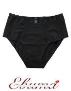 Навлизайки в деня си с неспирна енергия, вие заслужавате всичко:
удобство, елегантност и практичност&nbsp;- всичко това представено в една бикина.
Забързаното ви ежедневие изисква грижливо избрани дрехи, а тази бикина е неизменно присъствие в гардероба ви. С висока талия, тя осигурява удобство и подчертава вашата женственост.
Семплата и елегантна визия на бикината е съчетание от&nbsp;стил и комфорт, което неизменно привлича погледите. Дизайнът на дантелата е уникален за всяка бикина, като подчертава индивид