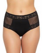 Представяме ви нашата невероятна бикина, която е необходима част от вашия луксозен ежедневен гардероб. Този модел се отличава със своя супер удобен дизайн и красиви детайли, които ще ви пленят от първия миг.

С високата талия тази бикина ви предлага не само комфорт, но и изключителен стил, подчертавайки вашата женственост и елегантност. Дизайнът на дантелата може да бъде различен, но винаги запазва своята изящност и привлекателност.

Създадена и произведена от Евита, тази бикина е гаранция за отлично качест