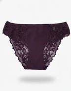 Луксозна дамска бикина – елегантност и комфорт в едно

Представяме ви елегантната дамска бикина, съчетаваща нежен микрофибър и фина дантела – изискан модел, който ще ви накара да се чувствате уверени и комфортни всеки ден.

&nbsp;Защо да изберете този модел?
✔ Перфектна комбинация от стил и удобство – висококачественият микрофибър приляга нежно към кожата, докато фината Дантела придава романтично и женствено излъчване.
✔ Идеална за носене под фини дрехи – благодарение на силикона на крачолите, бикината оста