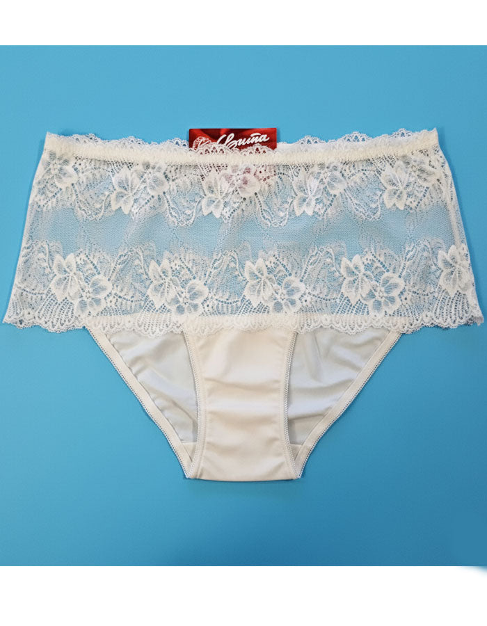 Преживейте изискаността и комфорта с нашата луксозна дамска бикина, тип боксер представяща съчетание от изящество и качество.
Изработена с внимание към всеки детайл, бикината предлага висока талия и е изключително удобна благодарение на използваните микрофибър и еластична дантела.&nbsp;

Отличаваща се с перфектно покритие на задната част, бикината предоставя изключително усещане за комфорт и сигурност.

Дизайнът на дантелата може да се варира леко, придавайки на всяка бикина уникалност и индивидуално излъчв