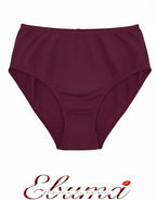 Представяме Ви нашите бикини с висока талия, изработени от висококачествено трико.
Те комбинират изключително комфортен и стил, създаден, за да подчертаят естествената красота и да предложат усещане за увереност през целия ден. Бикините са произведени с внимание към детайла в България, отразявайки стремежа на нашата марка, за да предлага продукти с високо качество и уникален дизайн, който се помни.

Материята е съставена от 90% памук и 10% еластан, осигуряваща нежност при допир и еластичност, която приляга 