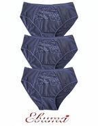 Ново бижу в колекцията – бикина от памук с висока талия и дантелено изящество.

Създадена за жената, която иска удобство без компромис със стила – нашата нова бикина с висока талия комбинира мекотата на висококачествен памук с елегантна дантела, фино положена отпред. Дантелата не само подчертава формата, но и придава усещане за лукс и женственост, докато памукът осигурява комфорт през целия ден.

Този модел нежно заглажда паласките и подчертава талията, като остава невидим под дрехите. Подходящ както за еже