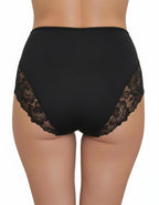 Луксозни бикини с висока талия – комфорт и елегантност в едно

Представяме новия модел бикини с висока талия точно до пъпа, създадени за жени, които искат да съчетаят удобството с изисканата визия.

✔ Меки и еластични микрофибър и дантела – нежно обгръщат тялото и осигуряват лекота през целия ден.
✔ Допълнителен ластик на талията върху дантелата – гарантира стабилност, без да стяга.
✔ Мек и еластичен двойно прегънат ластик на предницата – за деликатна опора и пълен комфорт.
✔ Голямо памучно хигиенно парче –