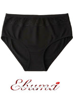 Ежедневната памучна бикина, която задължително трябва да присъства в гардерова ти.&nbsp;
Тя е с удобна дълбочина за максимален комфорт на носене.
Ластикът, с който е обточена на крачолите и талията е мек и еластичен двойно прегънат, за да не дразни кожата.&nbsp;
Той е подходящ за ползване при памучно бельо.
Дантелата, която е положена върху памучния детайл отпред придава завършен и естетичен вид, за да не е поредния обикновен.&nbsp;
Памукът, който ползваме е нишка 40*1, което е еднослойно тъкана, което прид