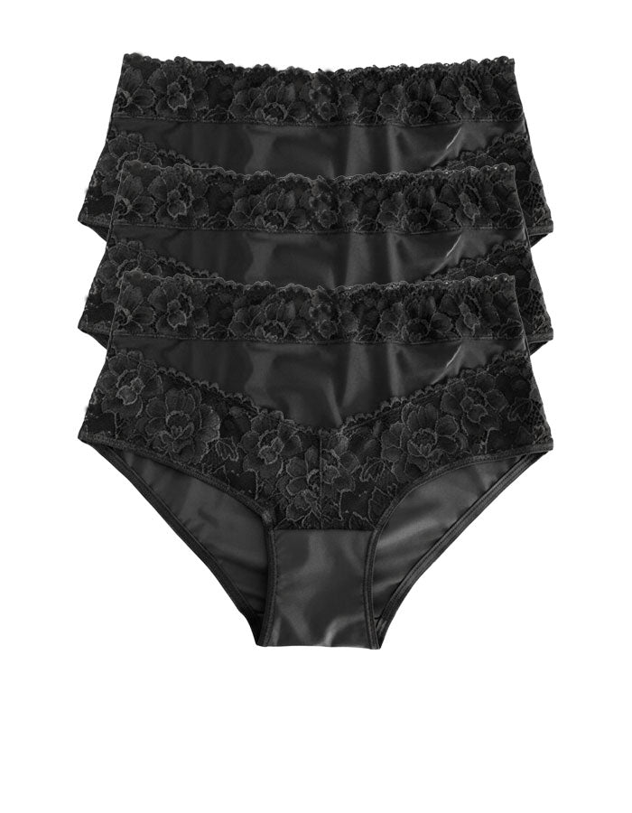 Открийте съвършенството във всяко движение с новите дамски бикини Evita – съчетание от елегантност, комфорт и неустоим сексапил!

Почувствайте разликата с Evita:

Несравним комфорт: Изработени от висококачествен микрофибър, тези бикини осигуряват невероятна мекота през целия ден. Забравете за компромисите – с Evita ще се чувствате удобно във всяка ситуация.

Изискана елегантност: Деликатната дантела и майсторската изработка превръщат тези бикини в произведение на изкуството. С тях ще се чувствате не само ко