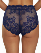 Ексклузивна дамска бикина-боксер от висок клас.

Превърнете ежедневието си в уникално преживяване с нашата неустоима бикина-боксер, която комбинира елегантност и комфорт в едно.
Изработена изцяло от фина Дантела, тази бикина предлага нежност и лекота, които се използват като втора кожа.
Голямото покривно хигиенно парче добавя допълнителен комфорт и защита, подчертавайки практичност

Защо да изберете този продукт?

&nbsp;- Висококачествена изработка, директно от производителя&nbsp;
&nbsp;- Идеален състав&nbs