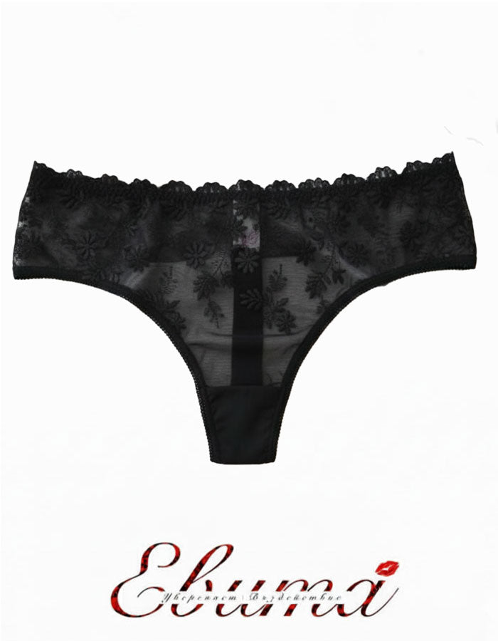 Супер секси прашка с бродерия
Няма съмнения за тези, които знаят, че бродерията е три пъти по-скъпа от дантелата.&nbsp;Моделът е със средна дълбочина и удобен широк страничен шев.
Секси визия и комфорт.
Качеството на изработката е на много високо ниво, поради онагледяване на много компоненти, а именно:
-издръжливост
-устойчивост на третиране
-визия
-индивидуалност
-устойчивост на UV лъчи
Ние, екипът на Евита обичаме да използваме бродерии, защото знаем всички тези нейни качества.

Дизайнът на дантелата може