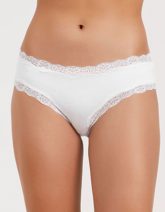 Луксозна бразилиана от микрофибър и дантелки, Band belt, бяла, 382