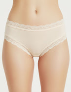 Луксозна бразилиана от микрофибър и дантелки, band belt, екрю, 382