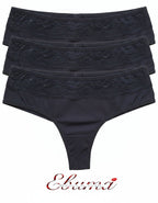 ♦ В нашето производство на памучно бельо залагаме само на най-доброто – и именно затова използваме висококачествена нишка памук 40/1. Това не е просто материя, а израз на Комфорт, Грижа за кожата и Стил, който се усеща още с първото докосване.
♦ Какво отличава памука 40/1?
Това е фина, мека и лека НЕРЕЦИКЛИРАНА прежда, която се използва за създаване на плат с гладка, стегната структура и нежна повърхност. Бельото, изработено от тази материя, не просто изглежда добре – то приляга по тялото с лекота, позволяв