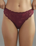 Дантелена бразилиана с панделка отзад, бордо, 407