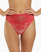 Дантелена бразилиана с удължено памучно парче до дантеления колан, което удобно ще предложи по-завършен вид.&nbsp;Моделът е с нормална дълбочина.
Секси, стилна и удобна кройка.
Моделът е вдъхновен от идеята за съчетание на секси визия и комфортно усещане през целият период с него.
Изискан и женствен модел.
В Макси размерите моделът е с по-висока талия!
Дизайнът на дантелата може да се различава от този на снимката, но рядко.&nbsp; &nbsp; &nbsp; &nbsp; &nbsp; &nbsp; &nbsp; &nbsp; &nbsp; &nbsp; &nbsp; &nbsp; 