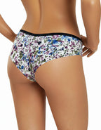 Луксозна Бразилиана "Съвършенство" – За Да Се Чувствате Неустоима Всеки Ден!

Подарете си усещането за лукс и съвършенство с тази изящна бразилиана, която съчетава удобство, стил и неустоима визия.

&nbsp;Защо ще я Обикнете:

Благодарение на удобната кройка, тя приляга перфектно към тялото, без да стяга или очертава. Ще забравите, че я носите!

Луксозната дантела оформя елегантно талията, добавяйки чувственост и финес към Вашата визия. Това е детайлът, който превръща бельото от необходимост в удоволствие.

