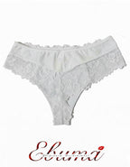 Луксозна бразилиана – съвършената комбинация от комфорт и съблазън!&nbsp;
Поглези се с тази нежна, удобна и изключително женствена бразилиана, която ще подчертае извивките ти със стил и елегантност.


✔ Прекрасна кройка – идеална дълбочина за несравним комфорт.
✔ Без ластици отпред и отзад – за гладък силует и усещане за втора кожа.
✔ Фина еластична дантела и мек микрофибър – съчетание на изтънченост и удобство.
✔ Голямо хигиенно парче – за максимална свежест и комфорт през целия ден.
✔ Произведено в Българ