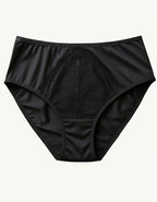 Добре дошли в света на перфектното бельо, където Комфортът и Стилът се сливат в едно!
Ние представяме на вашето внимание нашата луксозна бикина с висока талия, която не само е красива, но и невероятно удобна.

Създадена с изисканост, тази бикина е направена от микрофибър с красива дантелена притурка, която допълва вашия стил с разкош и елегантност.
Нейната висока талия не само подчертава вашата фигура, но и осигурява оптимално покритие на задната част, за максимално усещане за увереност и комфорт.

Но това 