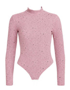 

Памучно Боди Блуза: Твоята Тайна за Безупречен Стил!

Търсиш ли онзи елемент, който да превърне всяка визия от обикновена в зашеметяваща? Представяме ти нашето Елегантно Памучно Боди – основата, която ще преобърне представите ти за комфорт и съвършен силует.

Защо ще го Обожаваш?&nbsp;

Изработено от висококачествен памук, това боди предлага нежност и дишане за кожата ти през целия ден. Забрави за неудобството – почувствай свобода!

&nbsp;Специалната кройка осигурява перфектно прилягане, като стои гладко 