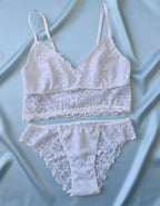 Комплект от дантелен бралет и бикина, бял , 504/253