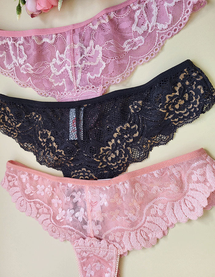 Красива, секси дантелена бразилианка.
Моделът е с ниска талия и с удобно отделно прикачено дъно без тигел на предна долна зона.
Дизайнът на дантелата може да се различава от този на снимката, но рядко.
Отлично качество
Произведено в България
Състав: 88% полиамид и 12% еластан